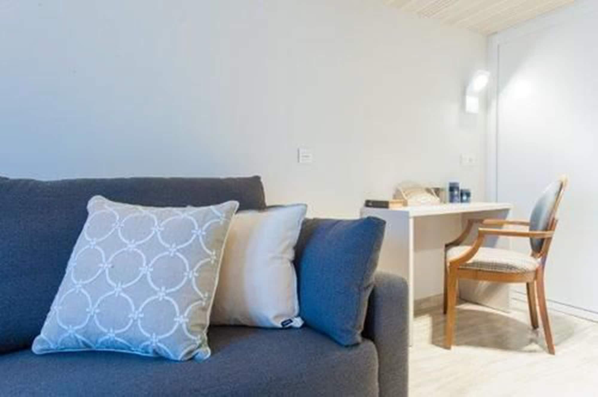 New Colon Hotel